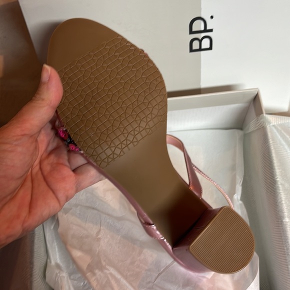 bp Lula Block Heels Sandals - Picture 5 of 8